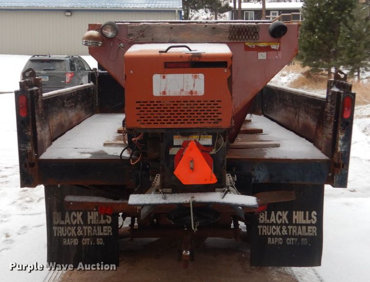 image for item HS9842 2004 Ford F550 Super Duty  dump truck