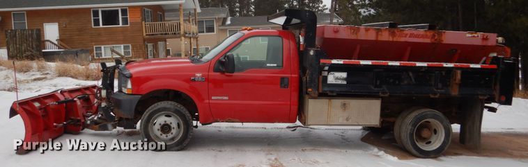 image for item HS9842 2004 Ford F550 Super Duty  dump truck