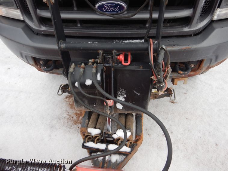 image for item HS9842 2004 Ford F550 Super Duty  dump truck