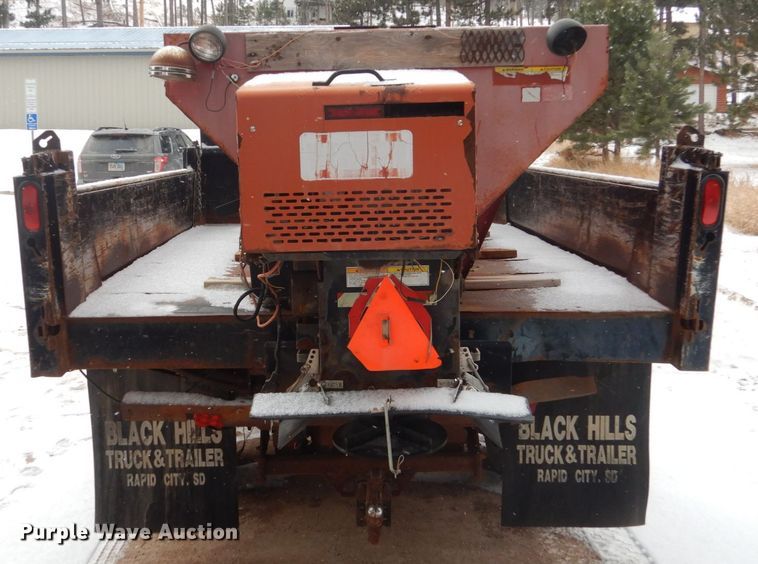 image for item HS9842 2004 Ford F550 Super Duty  dump truck