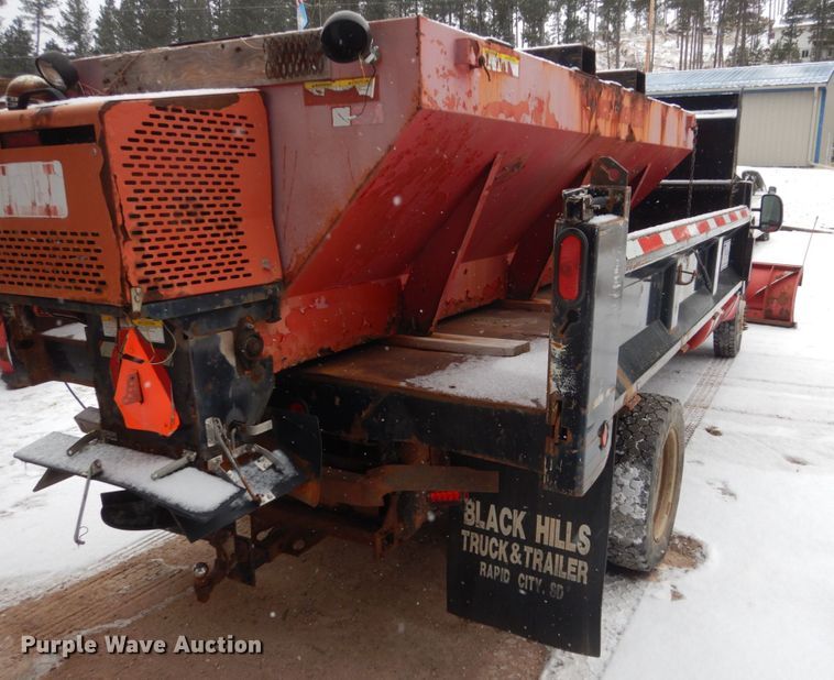 image for item HS9842 2004 Ford F550 Super Duty  dump truck