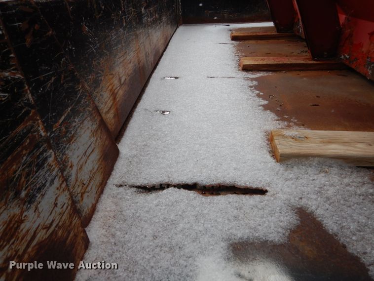 image for item HS9842 2004 Ford F550 Super Duty  dump truck