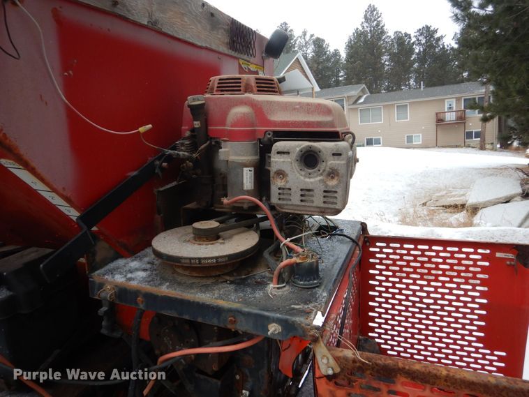 image for item HS9842 2004 Ford F550 Super Duty  dump truck