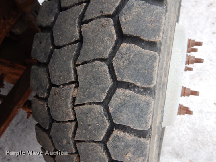 image for item HS9842 2004 Ford F550 Super Duty  dump truck