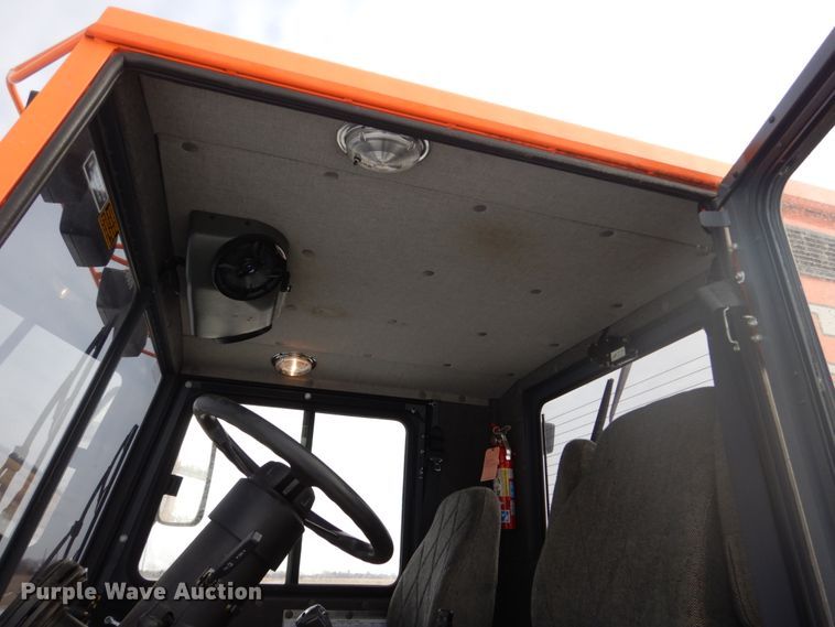 image for item HS9853 2007 Sno-Cat 173QSB-466313776  trail groomer