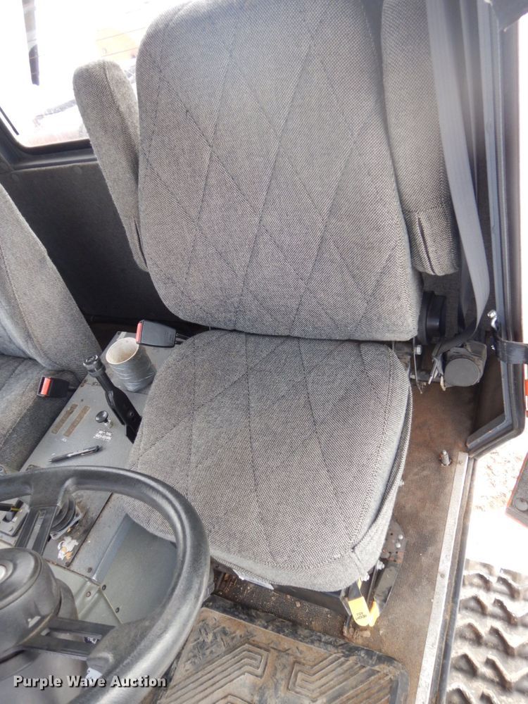 image for item HS9853 2007 Sno-Cat 173QSB-466313776  trail groomer