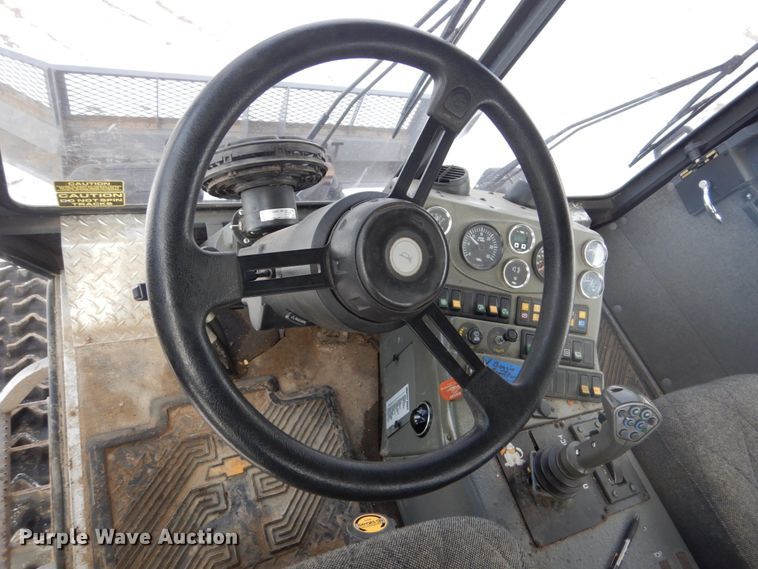 image for item HS9853 2007 Sno-Cat 173QSB-466313776  trail groomer