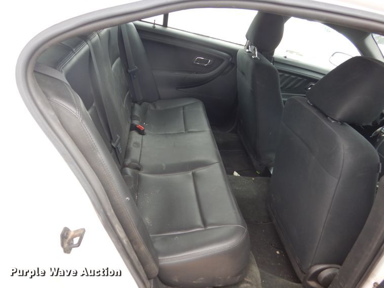 image for item HS9871 2014 Ford Taurus Police