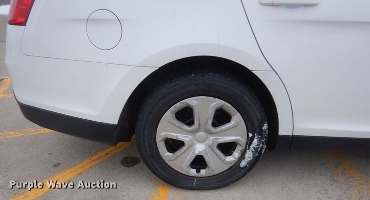 image for item HS9871 2014 Ford Taurus Police