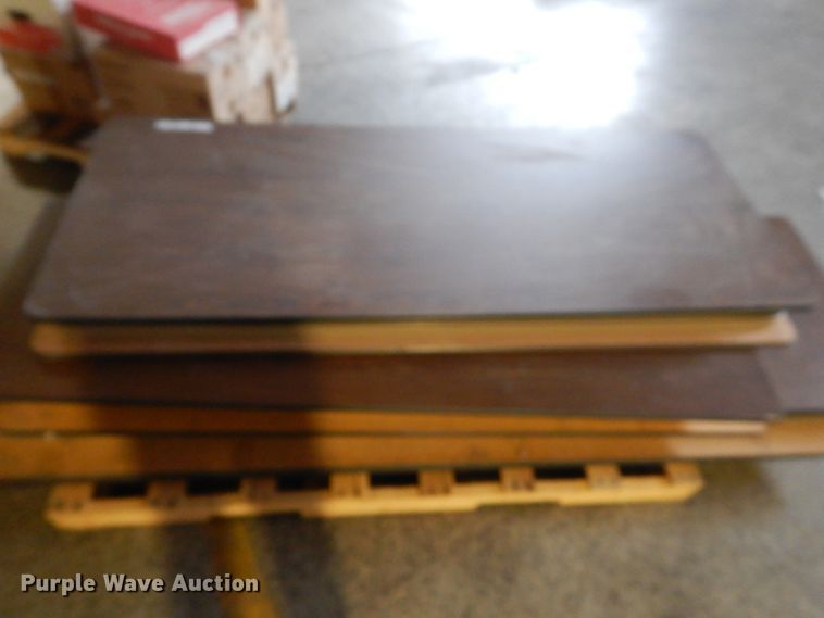 image for item HS9878 (7) folding tables