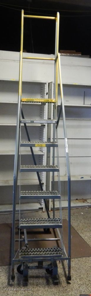 image for item HS9883 Rolling staircase