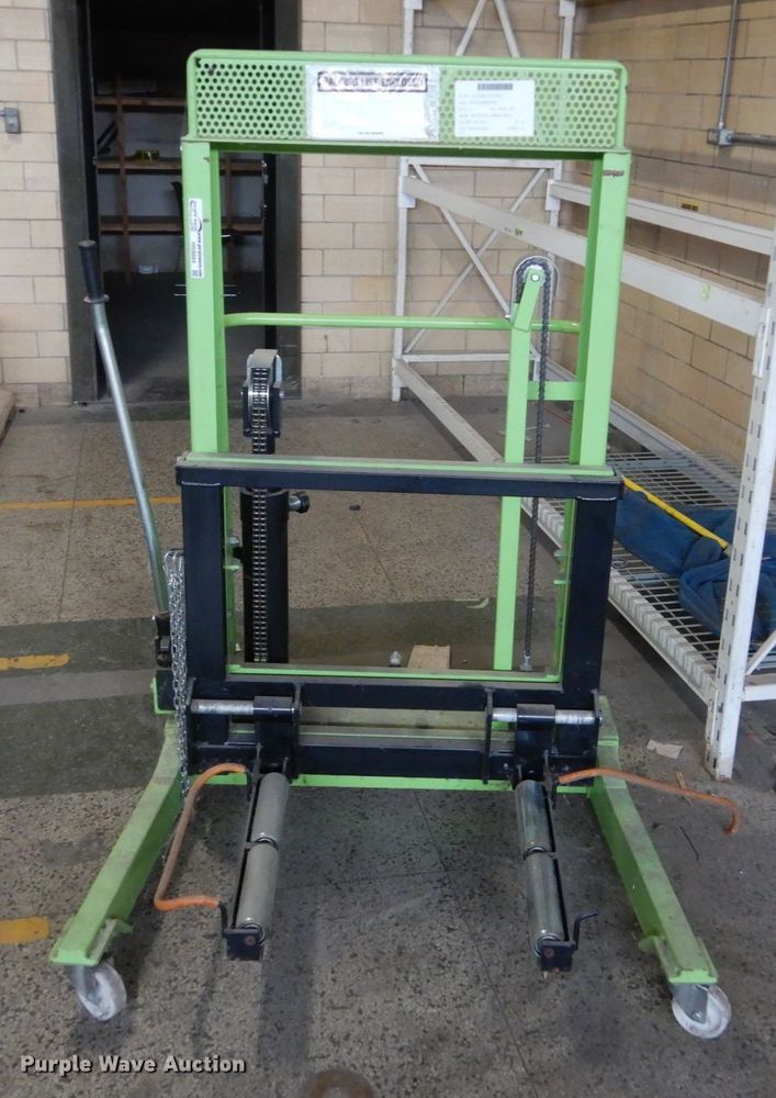 image for item HS9884 ARI Hetra AH-20330 high lift wheel dolly