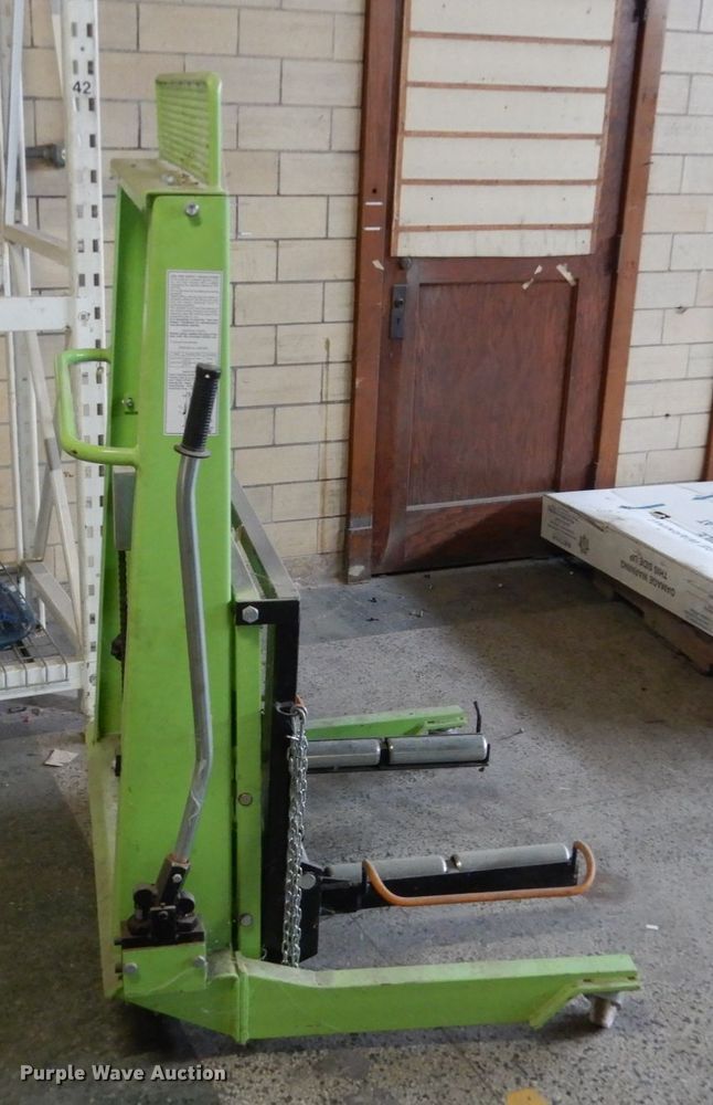 image for item HS9884 ARI Hetra AH-20330 high lift wheel dolly