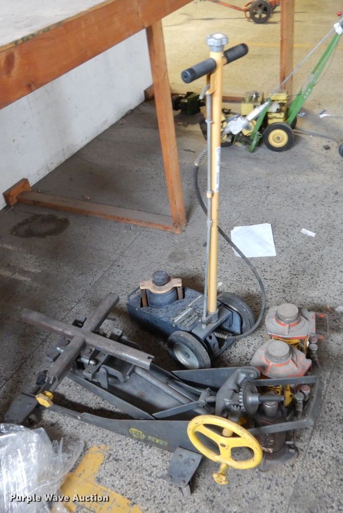 image for item HS9888 Jacks