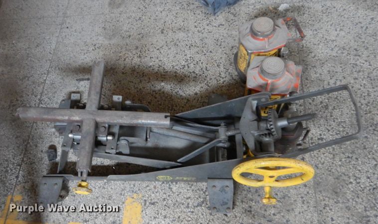 image for item HS9888 Jacks