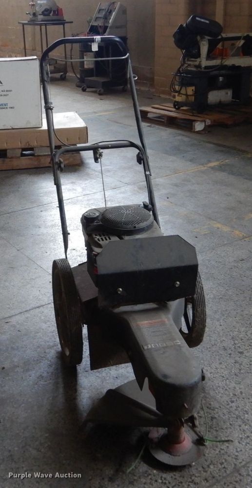 image for item HS9890 Swisher ST60022DXQ  string trimmer