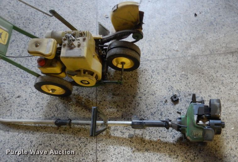 image for item HS9891 Lawn and garden equipment