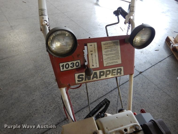 image for item HS9892 Snapper 1030 snow blower