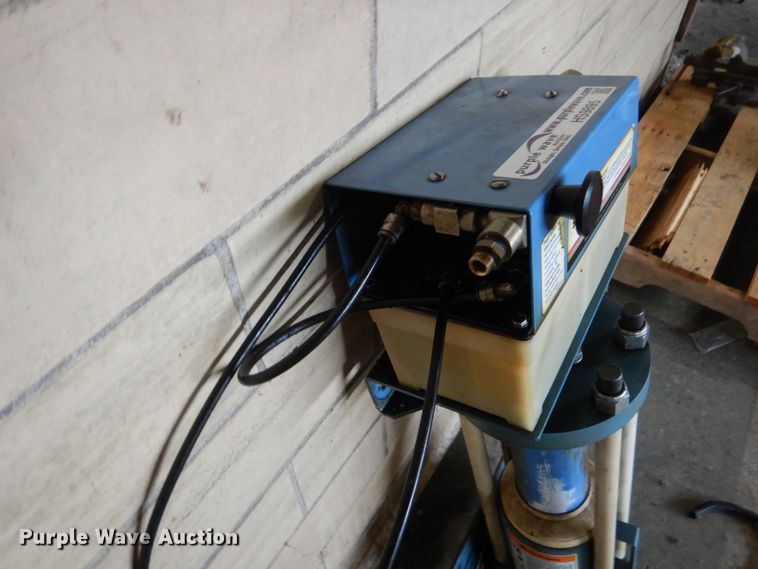 image for item HS9895 SPX oil filter crusher