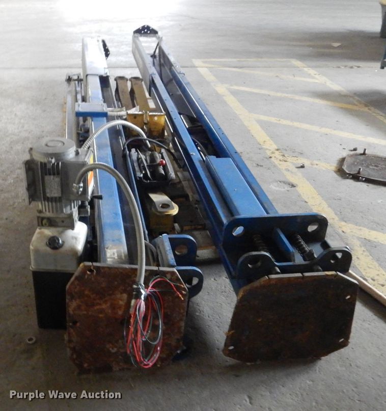 image for item HS9899 Rotary SPOA10N507 two post automotive lift