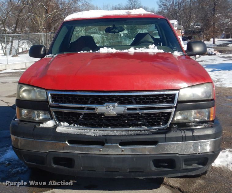 image for item HV9611 2006 Chevrolet Silverado 1500  pickup truck