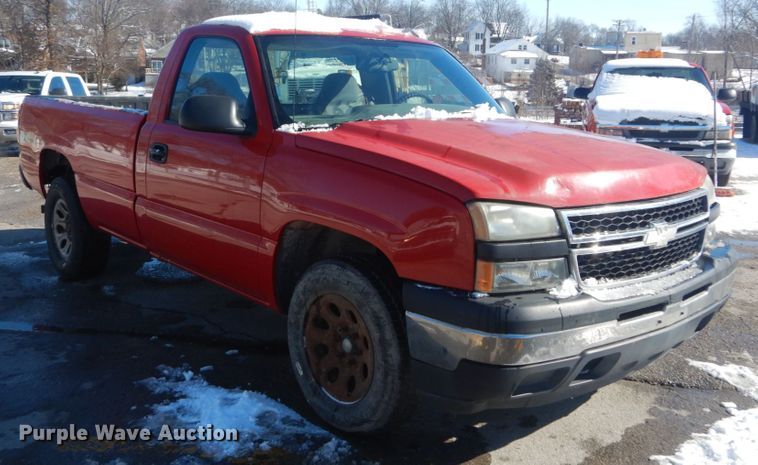 image for item HV9611 2006 Chevrolet Silverado 1500  pickup truck