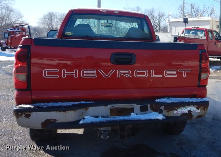 image for item HV9611 2006 Chevrolet Silverado 1500  pickup truck