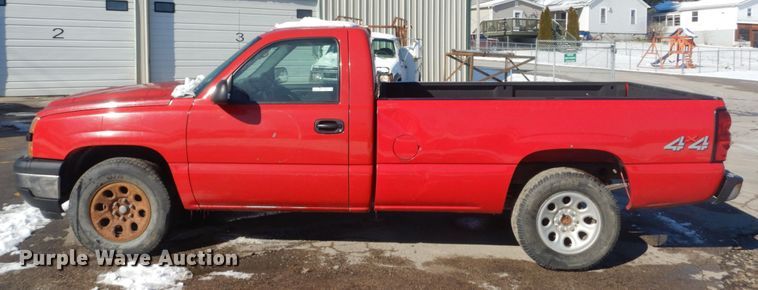 image for item HV9611 2006 Chevrolet Silverado 1500  pickup truck