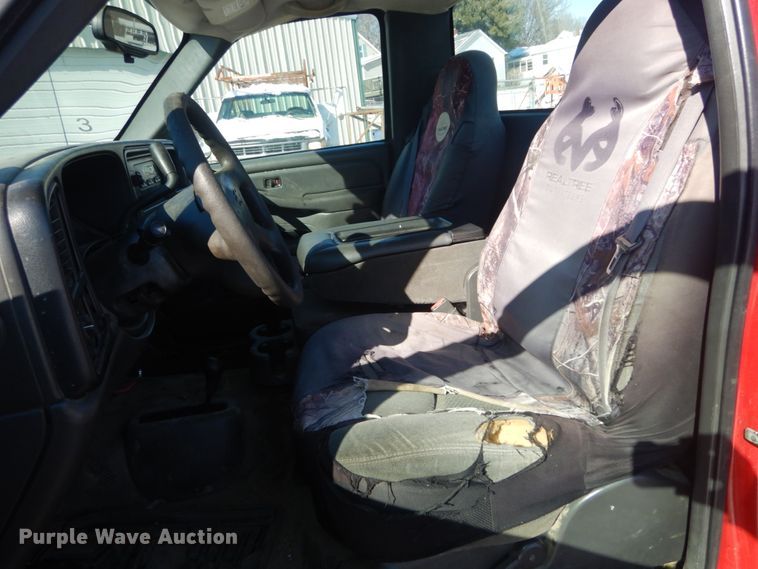 image for item HV9611 2006 Chevrolet Silverado 1500  pickup truck