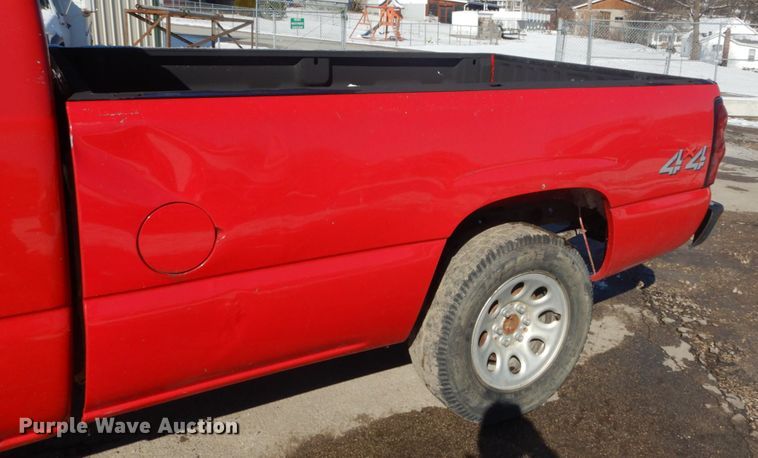 image for item HV9611 2006 Chevrolet Silverado 1500  pickup truck