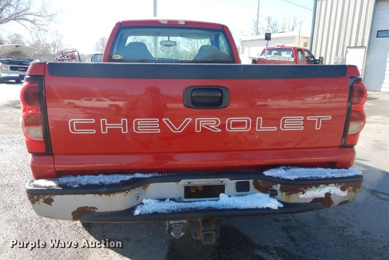 image for item HV9611 2006 Chevrolet Silverado 1500  pickup truck