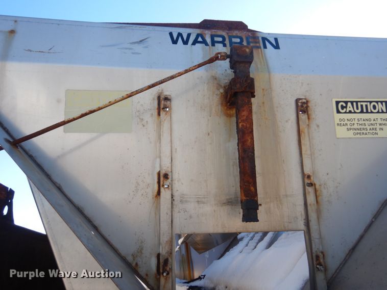 image for item HV9612 2001 International 4900  dump truck