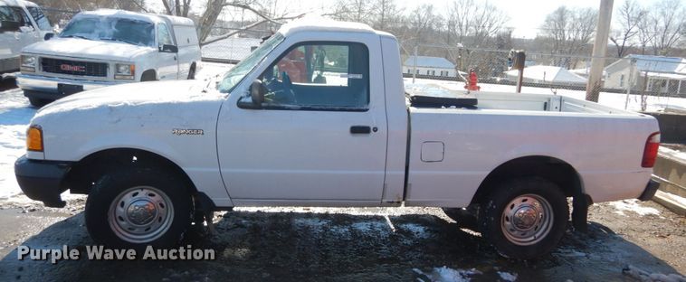 image for item HV9616 2002 Ford Ranger  pickup truck