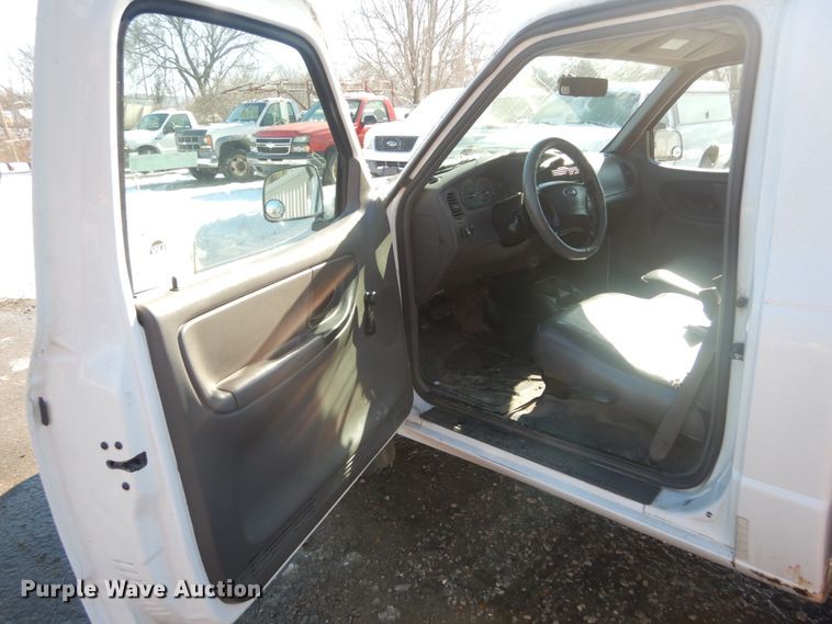 image for item HV9616 2002 Ford Ranger  pickup truck