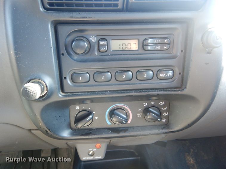 image for item HV9616 2002 Ford Ranger  pickup truck