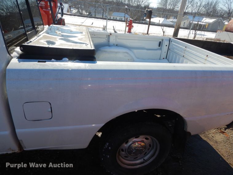 image for item HV9616 2002 Ford Ranger  pickup truck