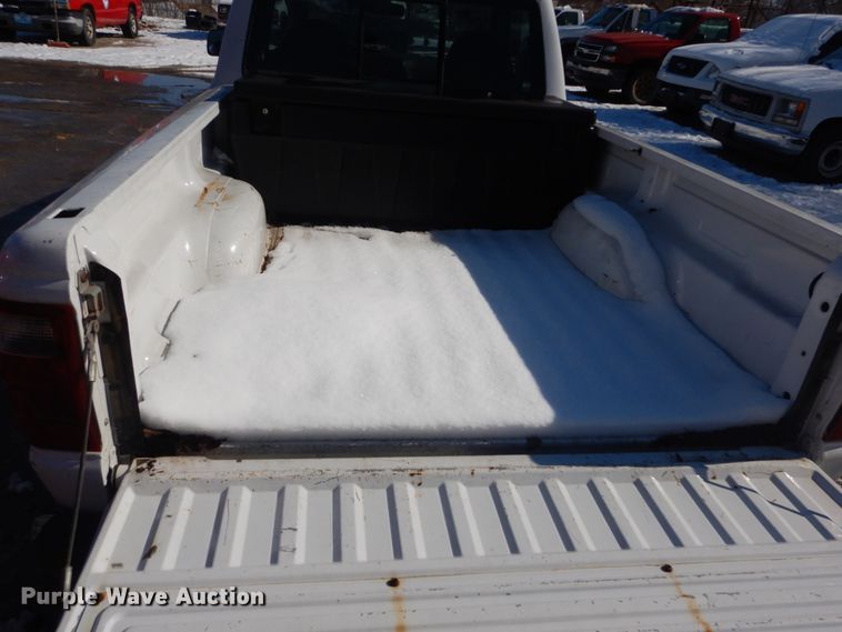 image for item HV9616 2002 Ford Ranger  pickup truck