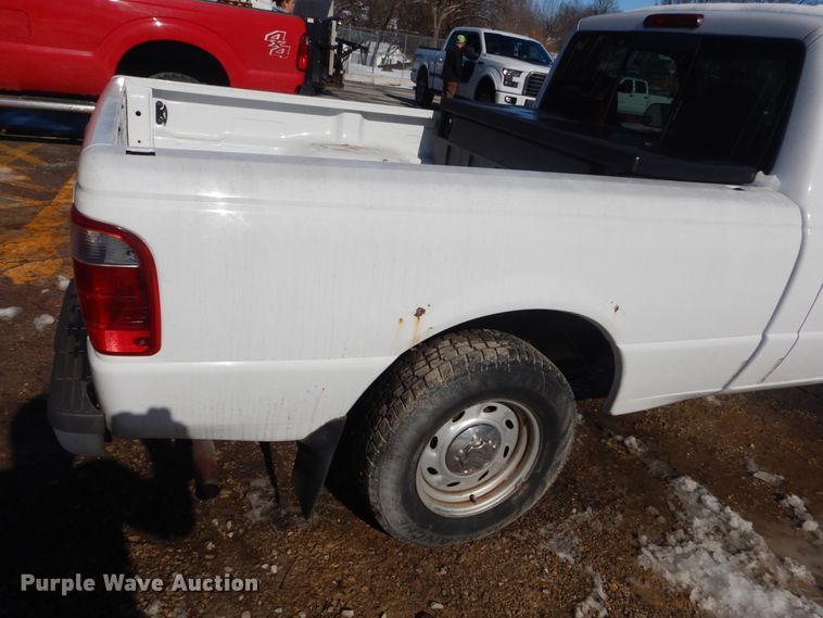 image for item HV9616 2002 Ford Ranger  pickup truck