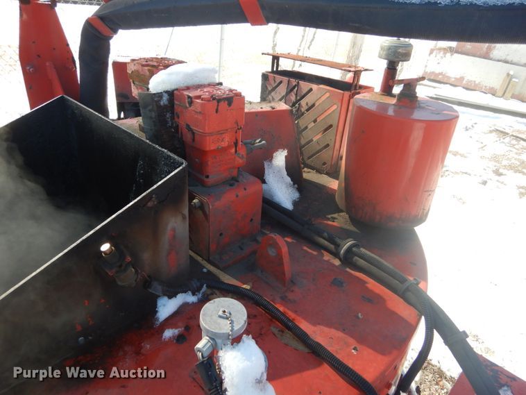 image for item HV9619 2005 Crafco SS125  crack sealer