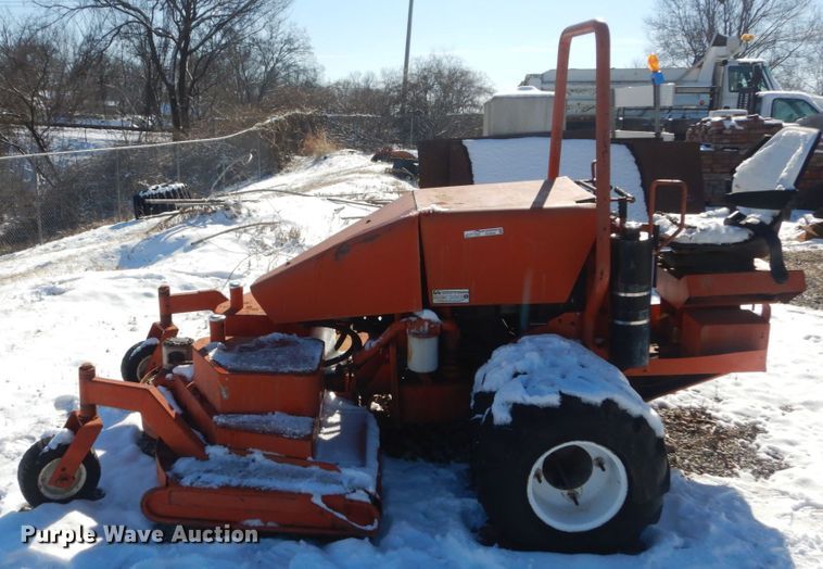 image for item HV9620 Crafco SSM 35-72D  commercial turf mower