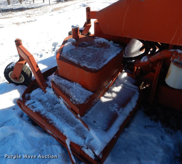 image for item HV9620 Crafco SSM 35-72D  commercial turf mower