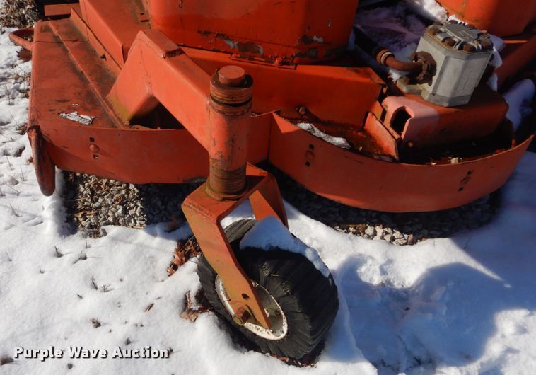 image for item HV9620 Crafco SSM 35-72D  commercial turf mower