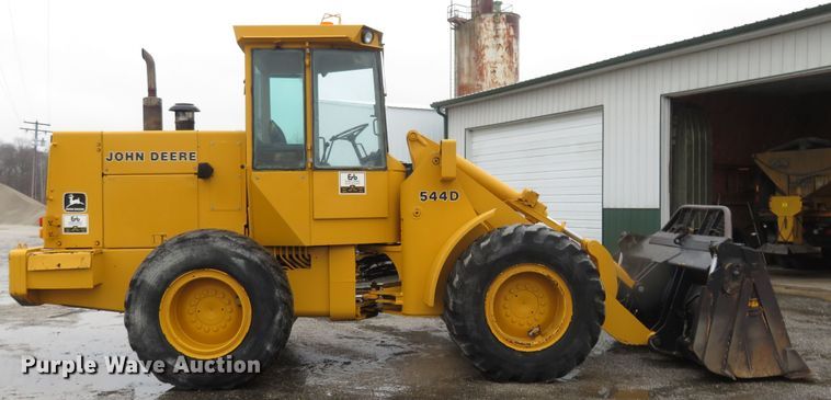 image for item HV9630 1986 John Deere 544D  wheel loader