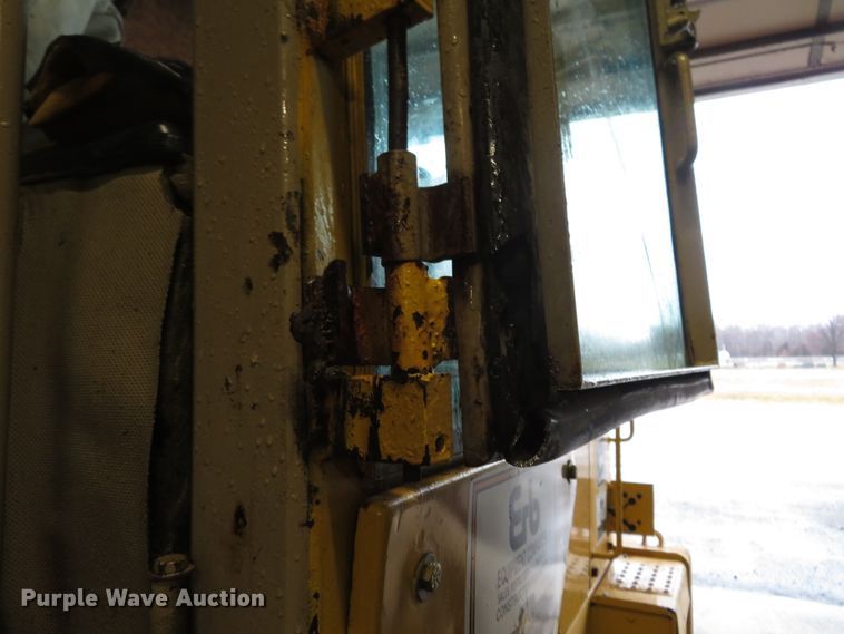 image for item HV9630 1986 John Deere 544D  wheel loader