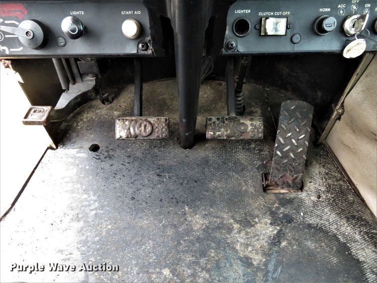 image for item HV9630 1986 John Deere 544D  wheel loader