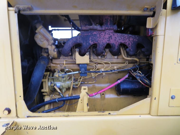 image for item HV9630 1986 John Deere 544D  wheel loader