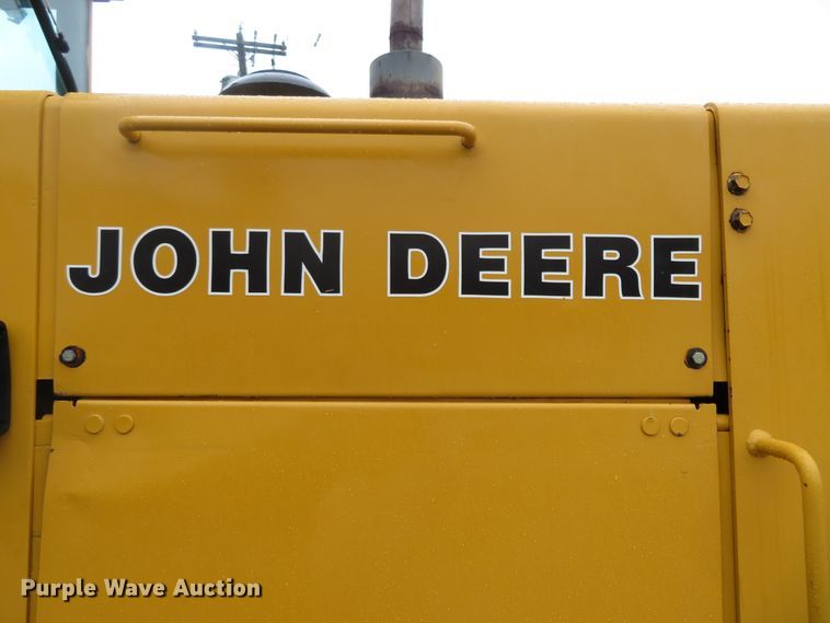 image for item HV9630 1986 John Deere 544D  wheel loader