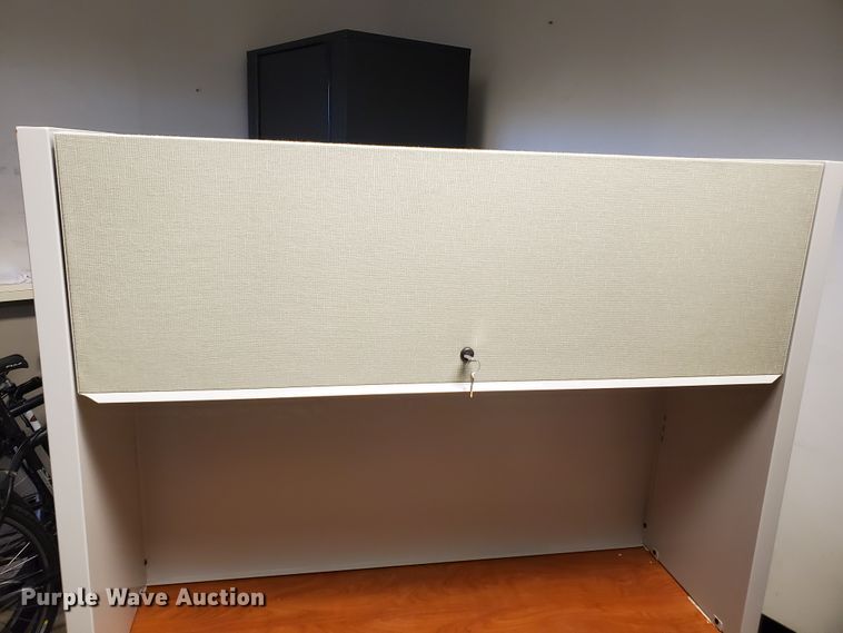 image for item HW9512 (2) office desks