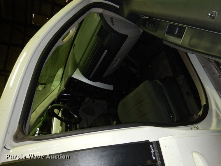 image for item HW9851 2010 Dodge Grand Caravan  van