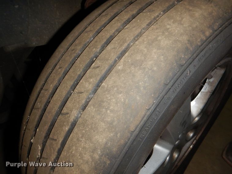 image for item HW9851 2010 Dodge Grand Caravan  van